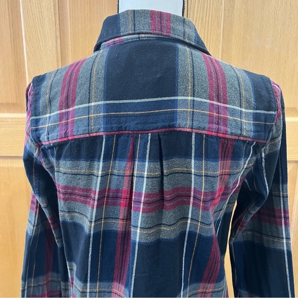 Vans Flannel Button Up Shirt Womens Medium Plaid Cotton Long Sleeve Collared - Picture 4 of 9